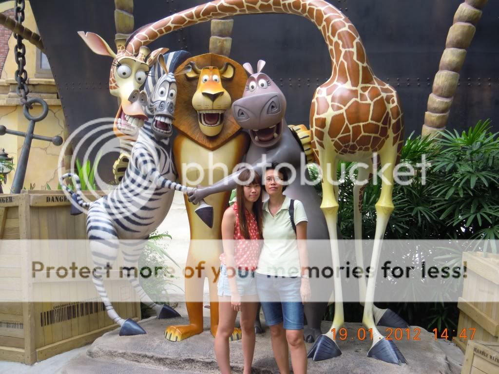 alternative text