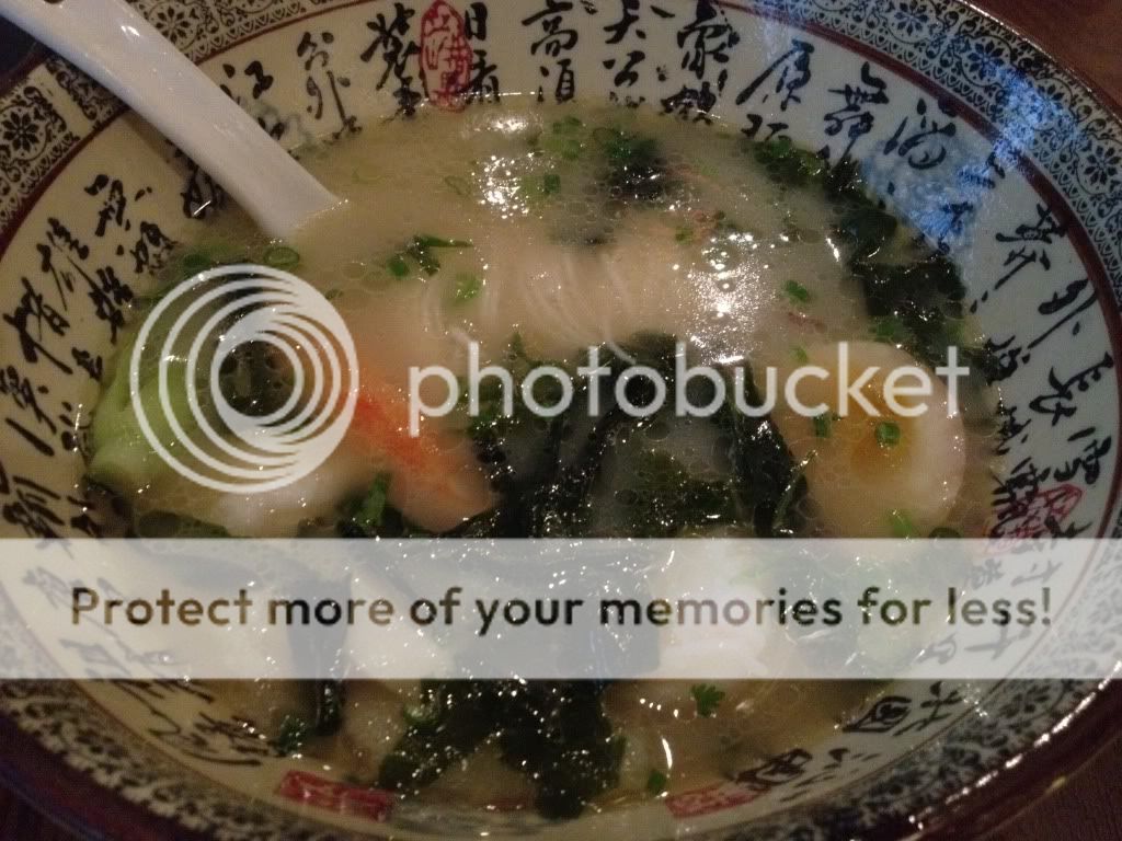 alternative text