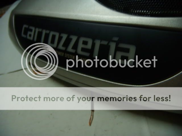 http://i680.photobucket.com/albums/vv170/lazymf83/DSCN2308.jpg